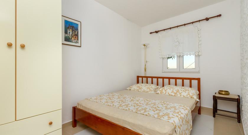 Apartment Old Stone House Локва-Рогозница Номер фото