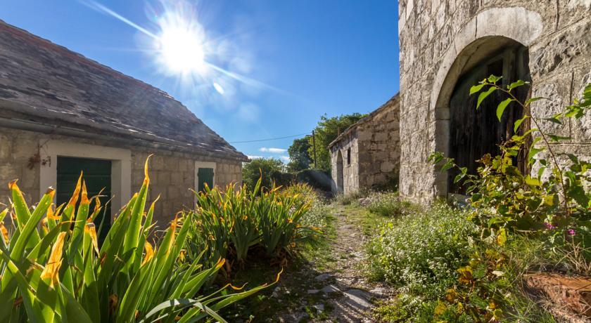 Apartment Old Stone House Локва-Рогозница Номер фото